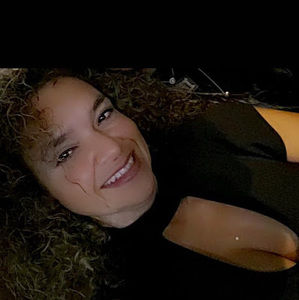 Meet your Posher, Tania